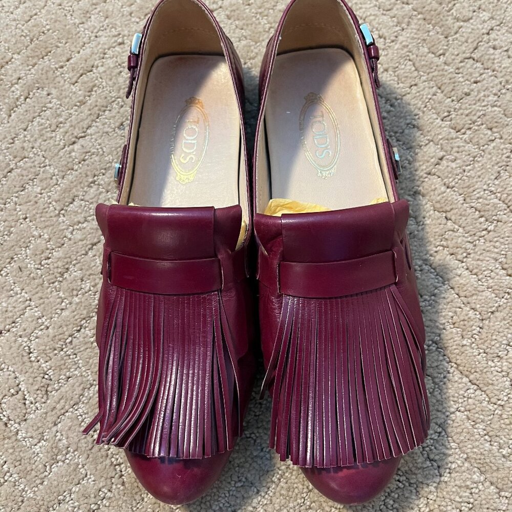 Tod's Burgundy Women's Loafers 38